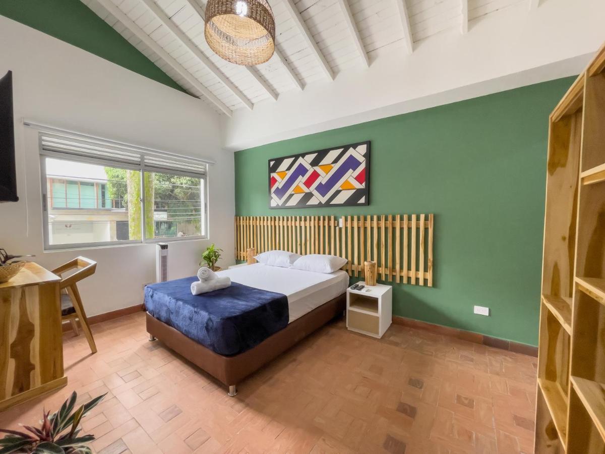 Hotel Casa Las Palmas Медельїн Екстер'єр фото