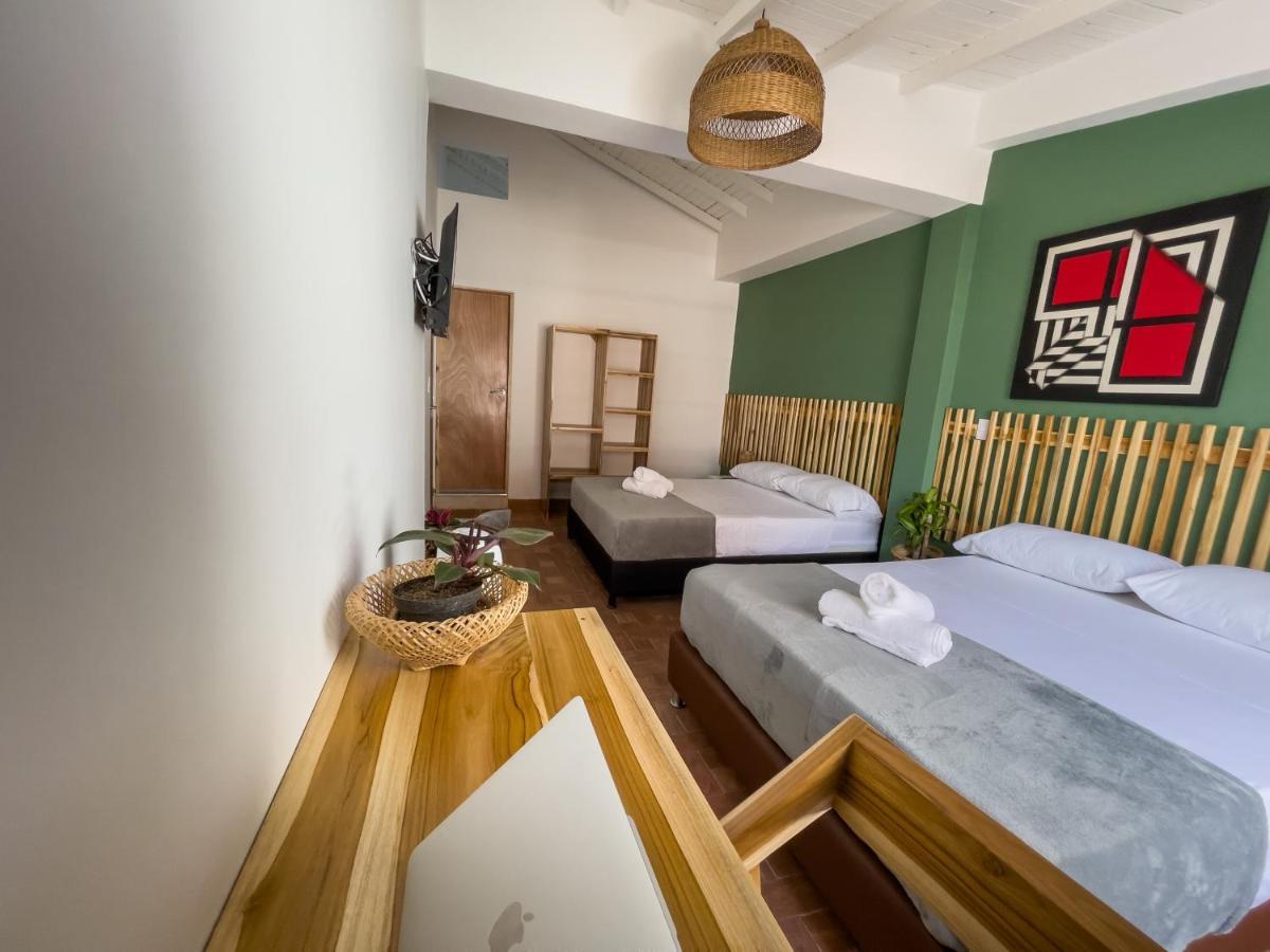 Hotel Casa Las Palmas Медельїн Екстер'єр фото