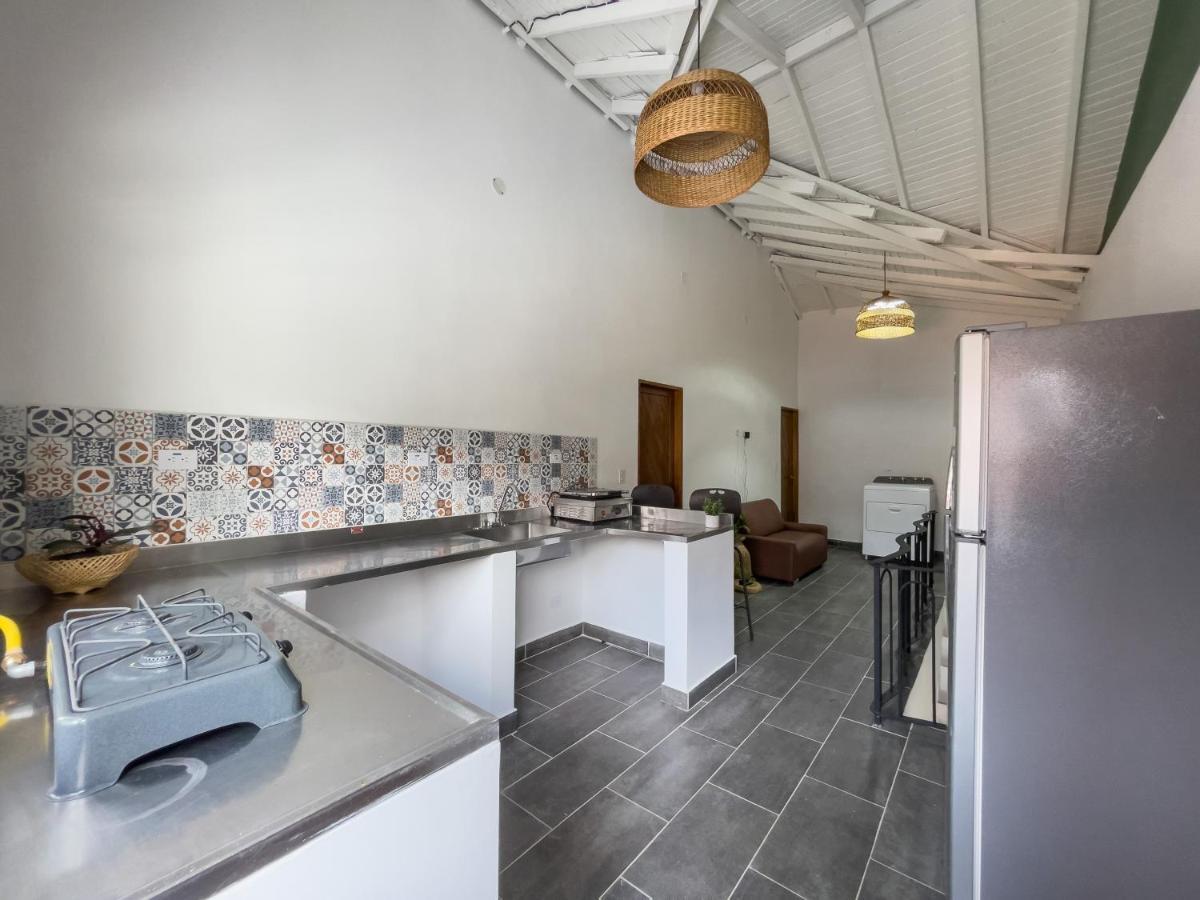 Hotel Casa Las Palmas Медельїн Екстер'єр фото